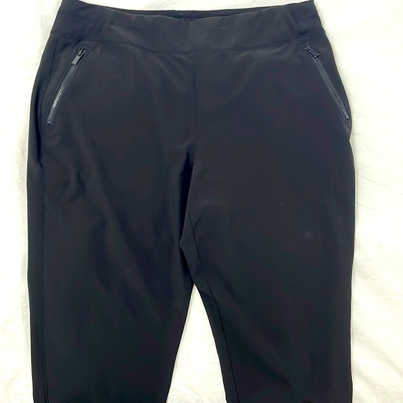 Chico's Pants - Chico’s Zenergy pants